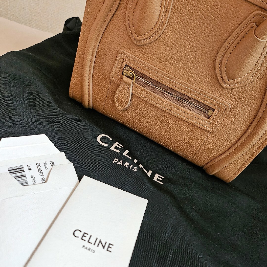 celine(セリーヌ)のCELINE　ラゲージナノ　デザートローズ レディースのバッグ(ハンドバッグ)の商品写真