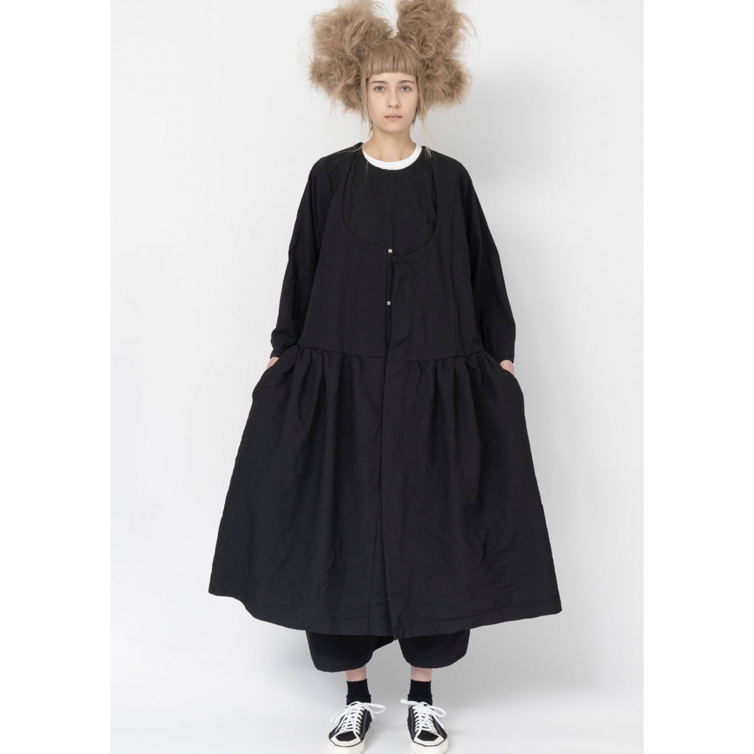 COMME des GARCONS(コムデギャルソン)の2022AW コムコム コムデギャルソン　チャイナワンピース レディースのワンピース(ロングワンピース/マキシワンピース)の商品写真