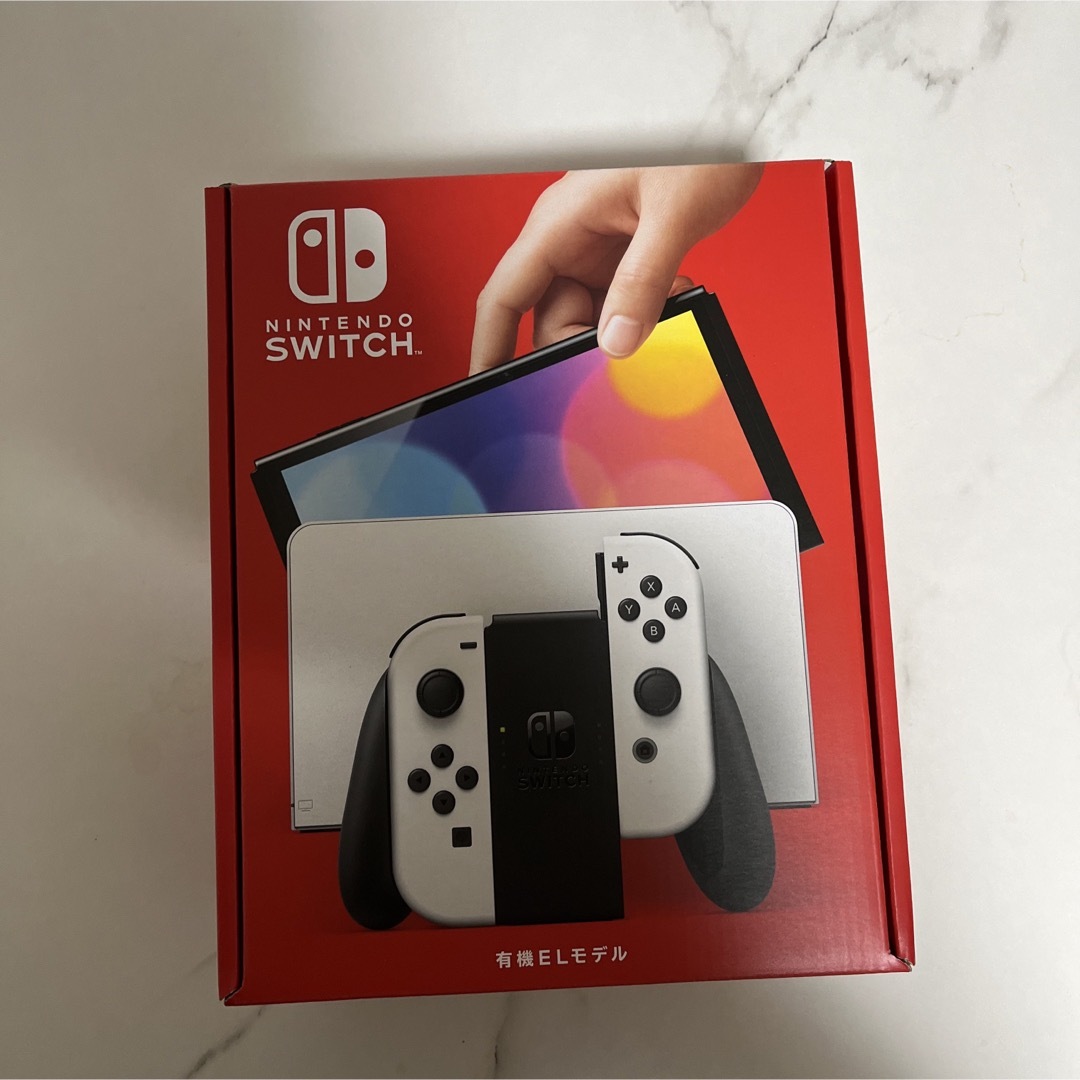 Nintendo Switch(ニンテンドースイッチ)のNintendo Switch有機ELホワイト エンタメ/ホビーのゲームソフト/ゲーム機本体(家庭用ゲーム機本体)の商品写真