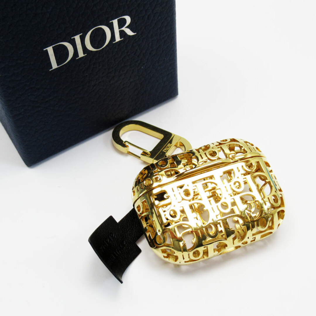 Christian Dior(クリスチャンディオール)のクリスチャンディオール Christian Dior  AirPods Proケース オブリーク メタル ゴールド ユニセックス 送料無料【中古】 t19294j ハンドメイドのアクセサリー(その他)の商品写真