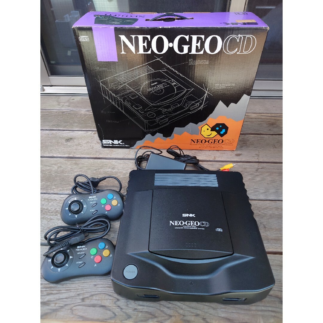 NEOGEO(ネオジオ)のNEO・GEO CD　ネオジオＣＤ エンタメ/ホビーのゲームソフト/ゲーム機本体(家庭用ゲーム機本体)の商品写真