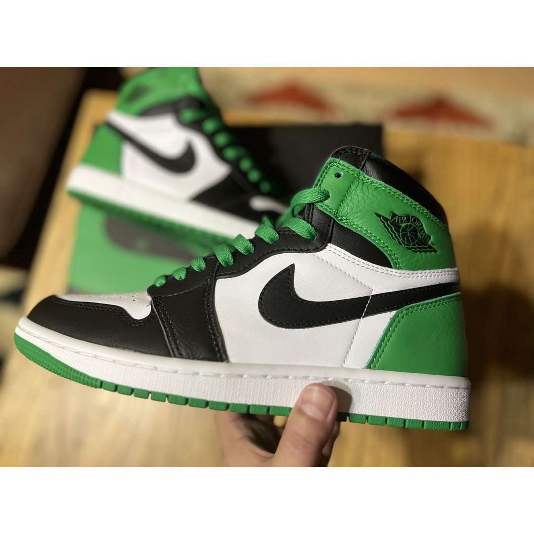 NIKE(ナイキ)のjordan1 ラッキーグリーン メンズの靴/シューズ(スニーカー)の商品写真