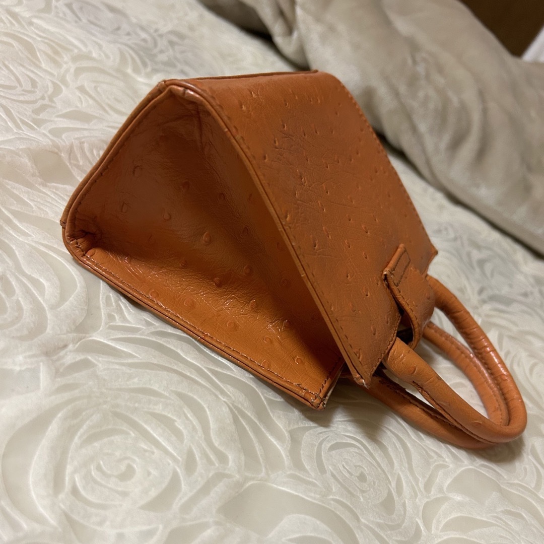 ミニバック ポーチサイズ キャラメル 革鞄 レディースのバッグ(リュック/バックパック)の商品写真