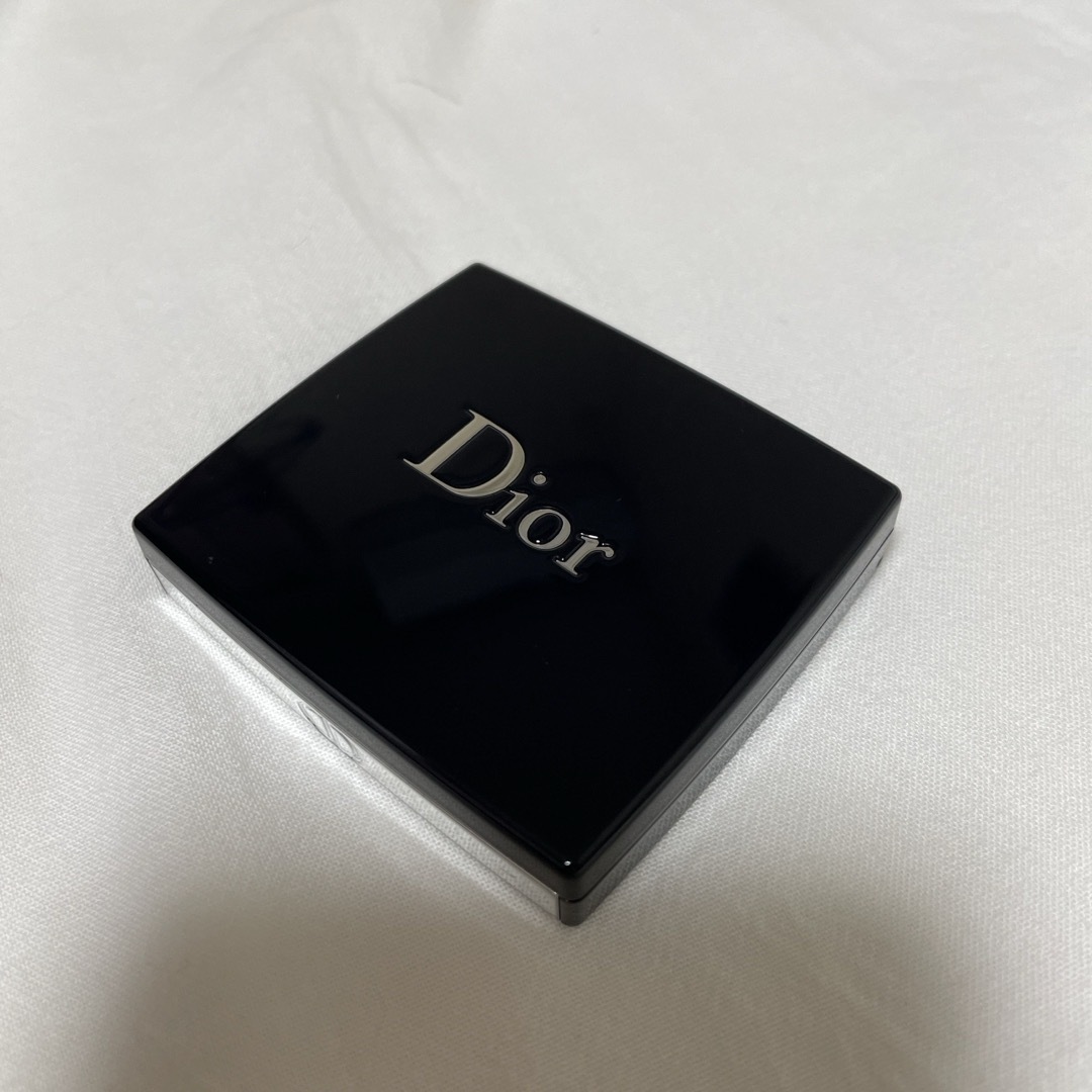 Dior(ディオール)のDIOR アイシャドウ コスメ/美容のベースメイク/化粧品(アイシャドウ)の商品写真