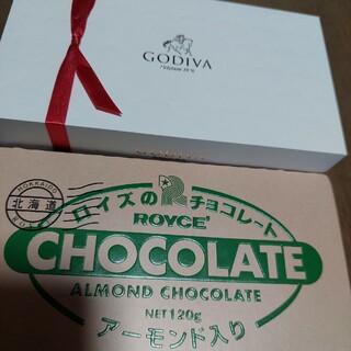 週末処分！GODIVAホワイトコレクション　　ロイズのチョコレート(菓子/デザート)