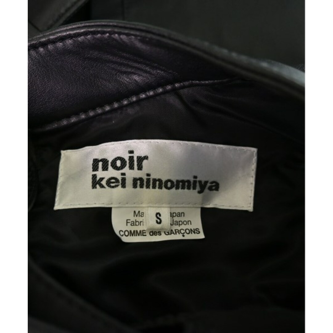 noir kei ninomiya(ノワールケイニノミヤ)のnoir kei ninomiya ノワール　ケイ　ニノミヤ ベスト S 黒 【古着】【中古】 レディースのトップス(ベスト/ジレ)の商品写真