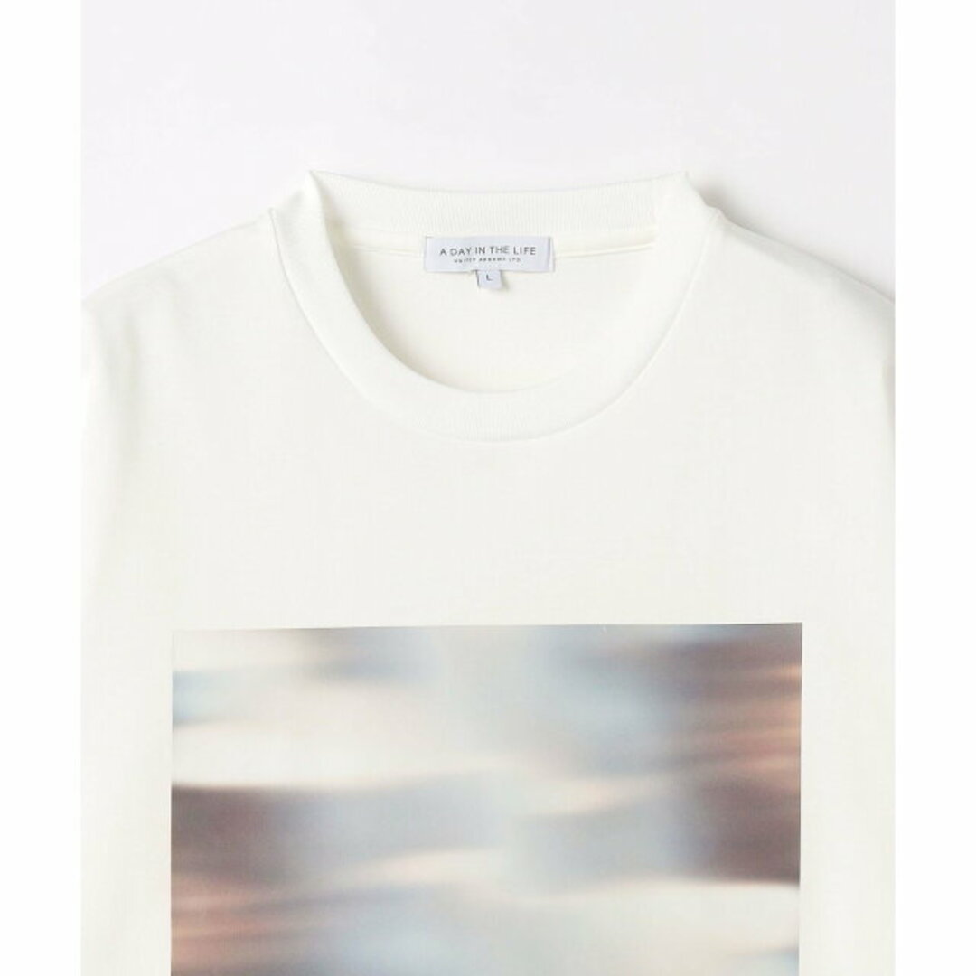 a day in the life(アデイインザライフ)の【WHITE】ポンチ フォトプリント クルーネックTシャツ 1 <A DAY IN THE LIFE> メンズのトップス(Tシャツ/カットソー(半袖/袖なし))の商品写真