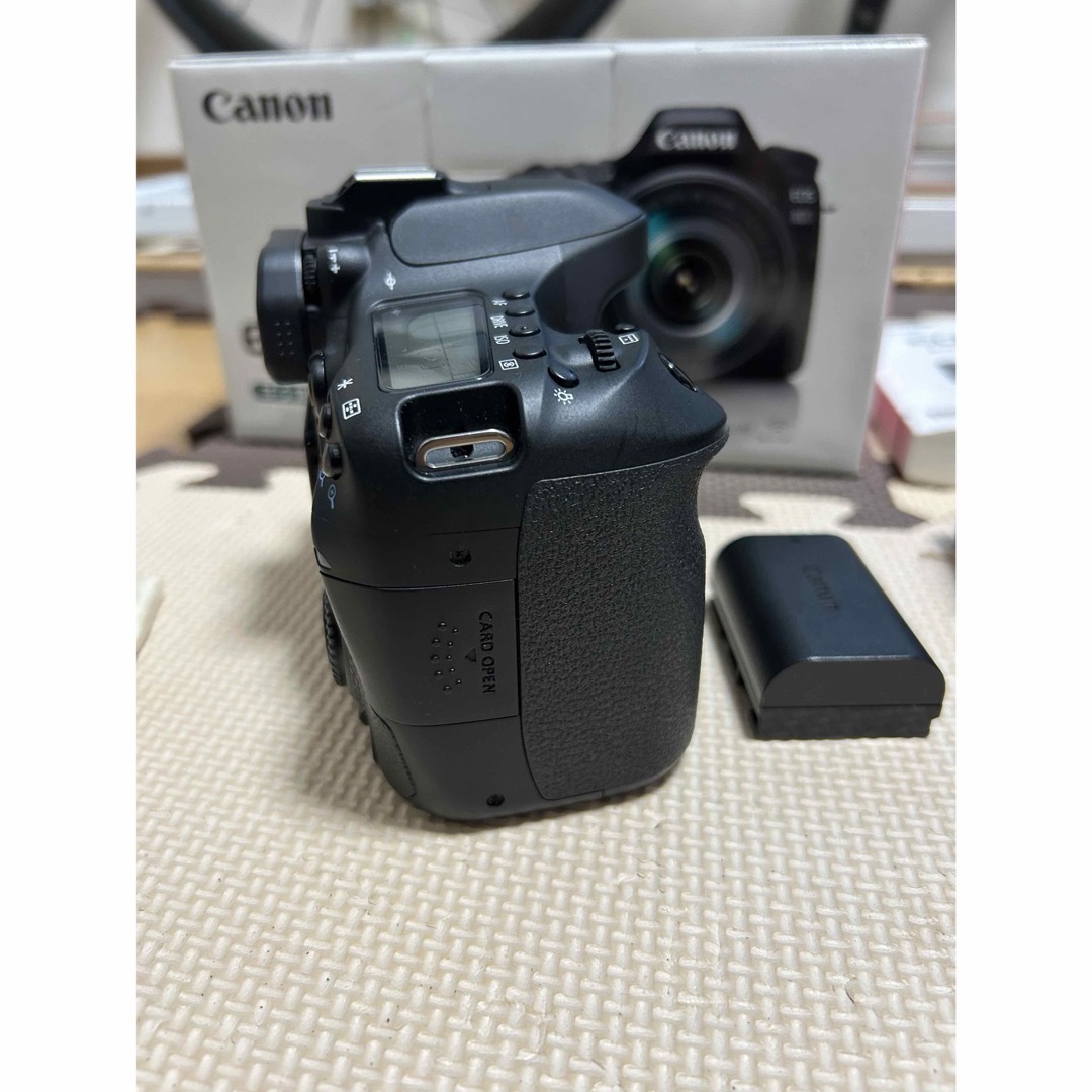 Canon(キヤノン)のCanon EOS 80Dボディ スマホ/家電/カメラのカメラ(デジタル一眼)の商品写真