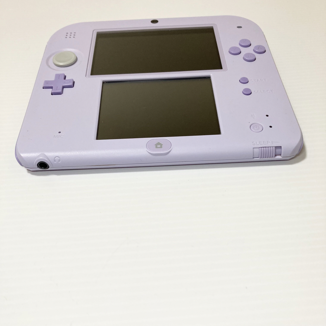 ニンテンドー2DS(ニンテンドー2DS)のニンテンドー　2DS ラベンダー 本体 エンタメ/ホビーのゲームソフト/ゲーム機本体(携帯用ゲーム機本体)の商品写真