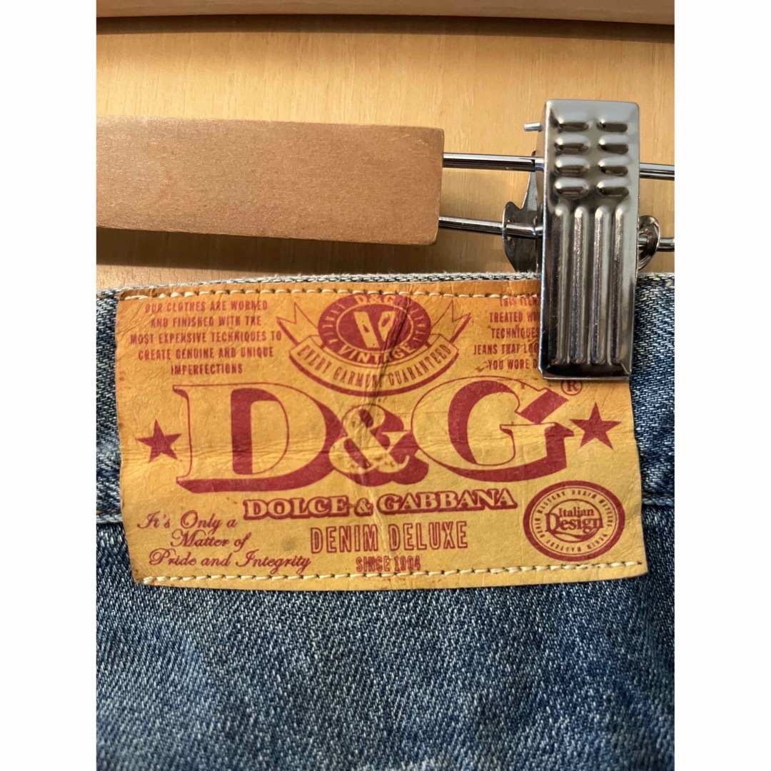 DOLCE&GABBANA(ドルチェアンドガッバーナ)の★未使用　美品★DOLCE &GABBANA★ストレートデニムパンツ★タグ付き★ メンズのパンツ(デニム/ジーンズ)の商品写真