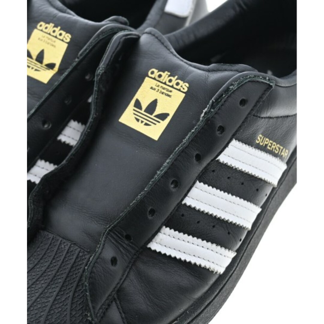 adidas(アディダス)のadidas アディダス スニーカー 28cm 黒x白 【古着】【中古】 メンズの靴/シューズ(スニーカー)の商品写真