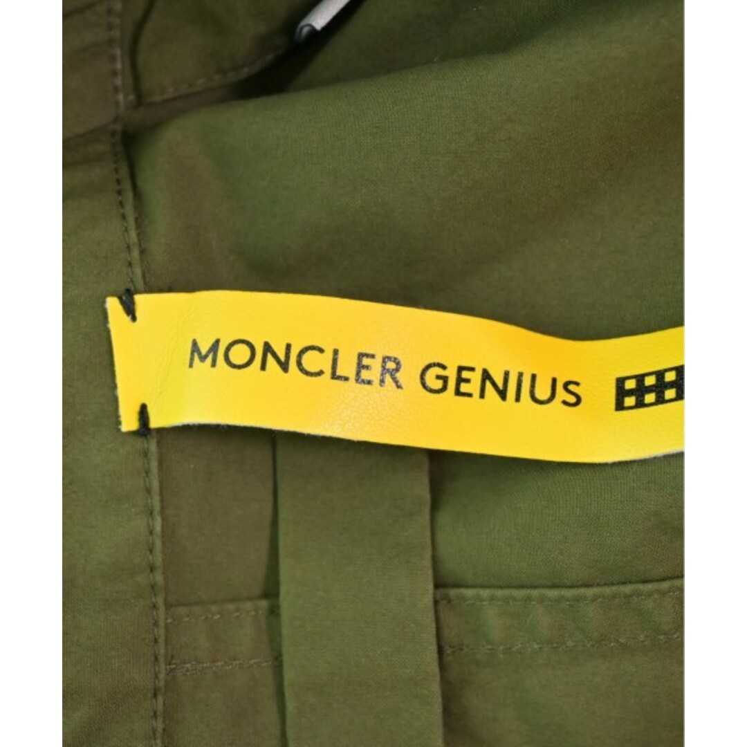 MONCLER GENIUS ミリタリーブルゾン 2(M位) カーキ 【古着】【中古】 レディースのジャケット/アウター(ミリタリージャケット)の商品写真