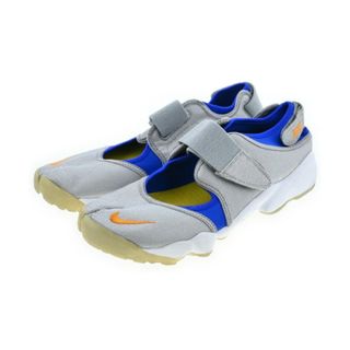 ナイキ(NIKE)のNIKE ナイキ スニーカー 28cm シルバー 【古着】【中古】(スニーカー)