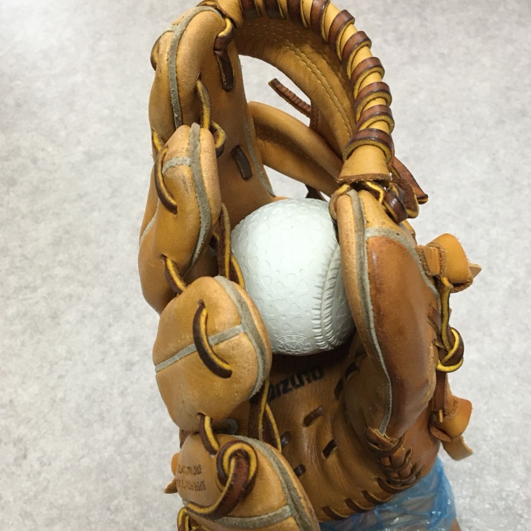 MIZUNO(ミズノ)のミズノ ビクトリーステージ 一般 大人用 軟式 左 野球 グローブ ◯セール品 スポーツ/アウトドアの野球(グローブ)の商品写真