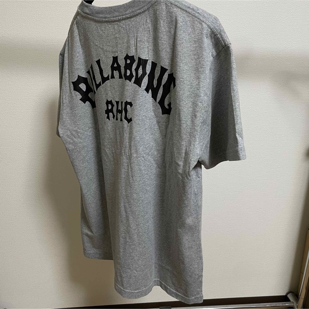 Ron Herman(ロンハーマン)のRHC × BILLABONG Logo Tee【L】半袖Tシャツ グレー 新品 メンズのトップス(Tシャツ/カットソー(半袖/袖なし))の商品写真