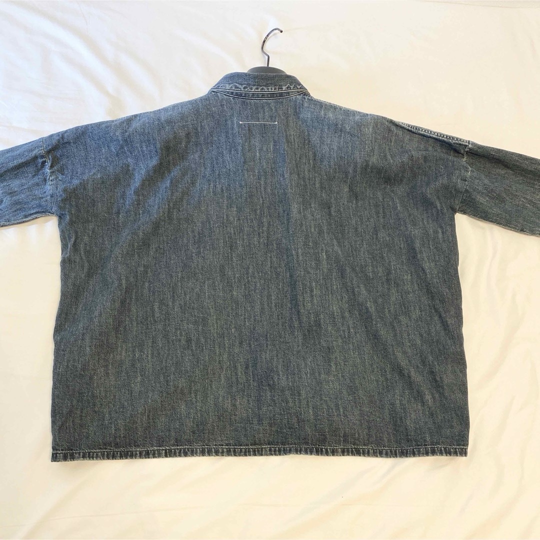 MM6(エムエムシックス)の美品☆MM6メゾンマルジェラ　デニムシャツジャケット　イタリア製インディゴブルー レディースのトップス(シャツ/ブラウス(長袖/七分))の商品写真