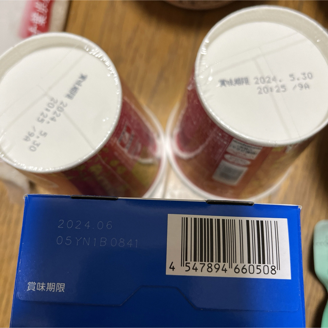 食品まとめ　お米　訳あり品　非常食　保存食　カップ麺　お菓子　牛乳食品セット 食品/飲料/酒の加工食品(インスタント食品)の商品写真