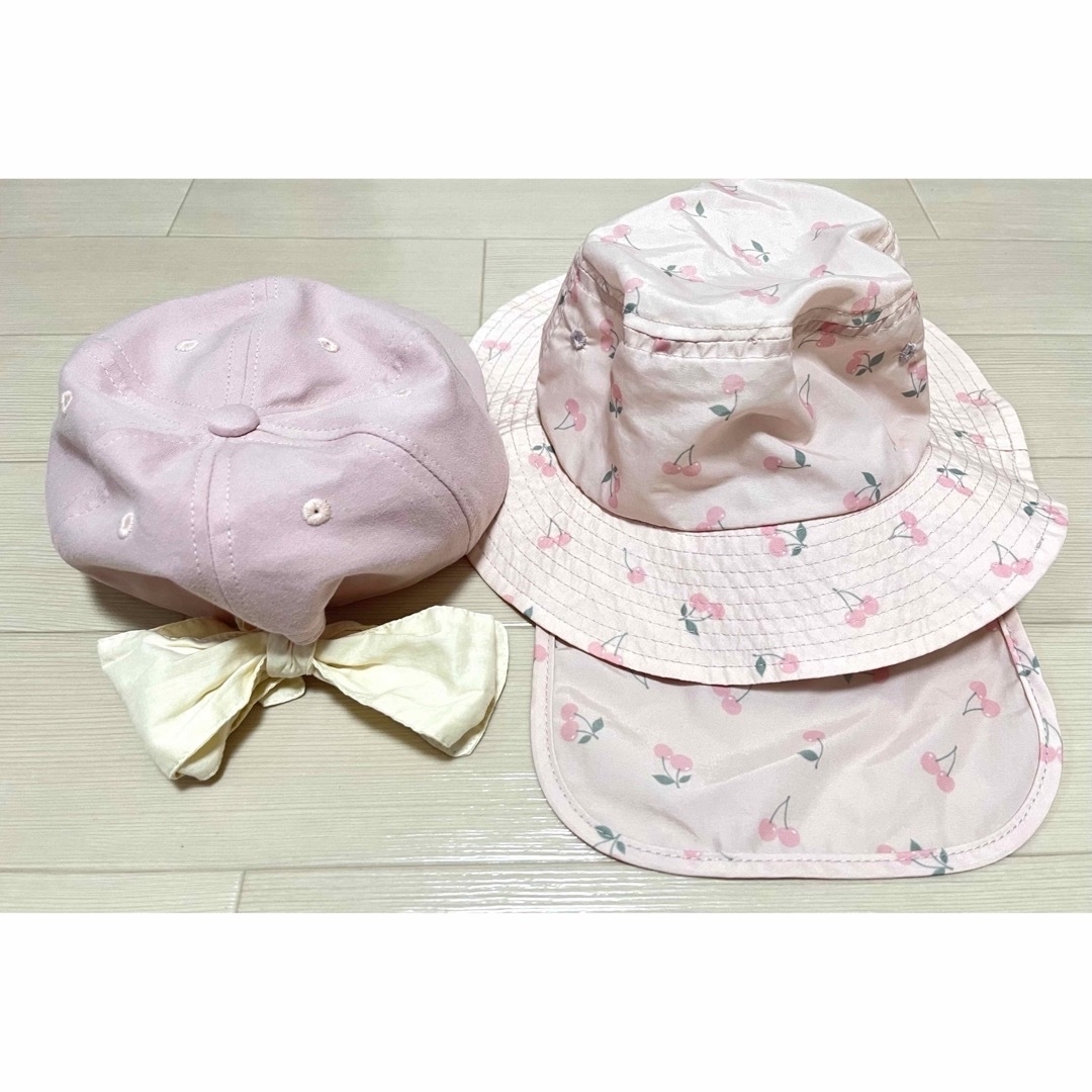 キッズ帽子　2セット　54センチ　ピンク　女の子 キッズ/ベビー/マタニティのこども用ファッション小物(帽子)の商品写真