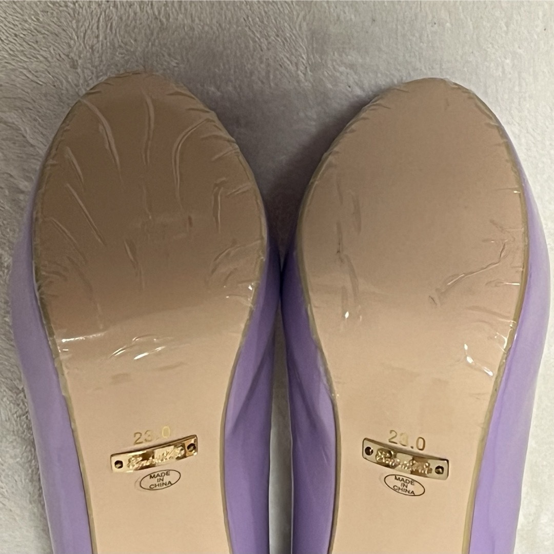 EmiriaWiz(エミリアウィズ)の【新品未使用】ｴﾐﾘｱｳｨｽﾞ ビジューヒールパンプス　 23 ライトパープル レディースの靴/シューズ(ハイヒール/パンプス)の商品写真