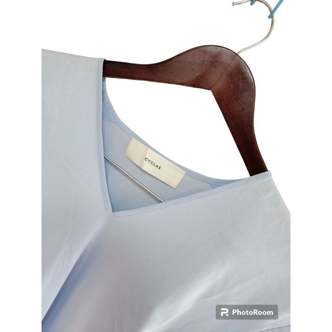 ♥️クリーニング済♥️【CYCLAS 】S ブルー シルク トップス レディースのトップス(カットソー(半袖/袖なし))の商品写真