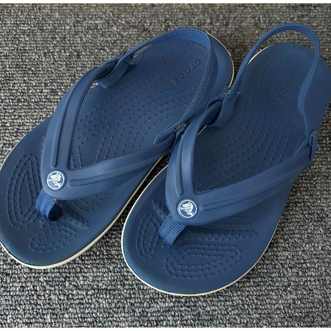 crocs(クロックス)のクロックス　サンダル　2足セット キッズ/ベビー/マタニティのキッズ靴/シューズ(15cm~)(サンダル)の商品写真