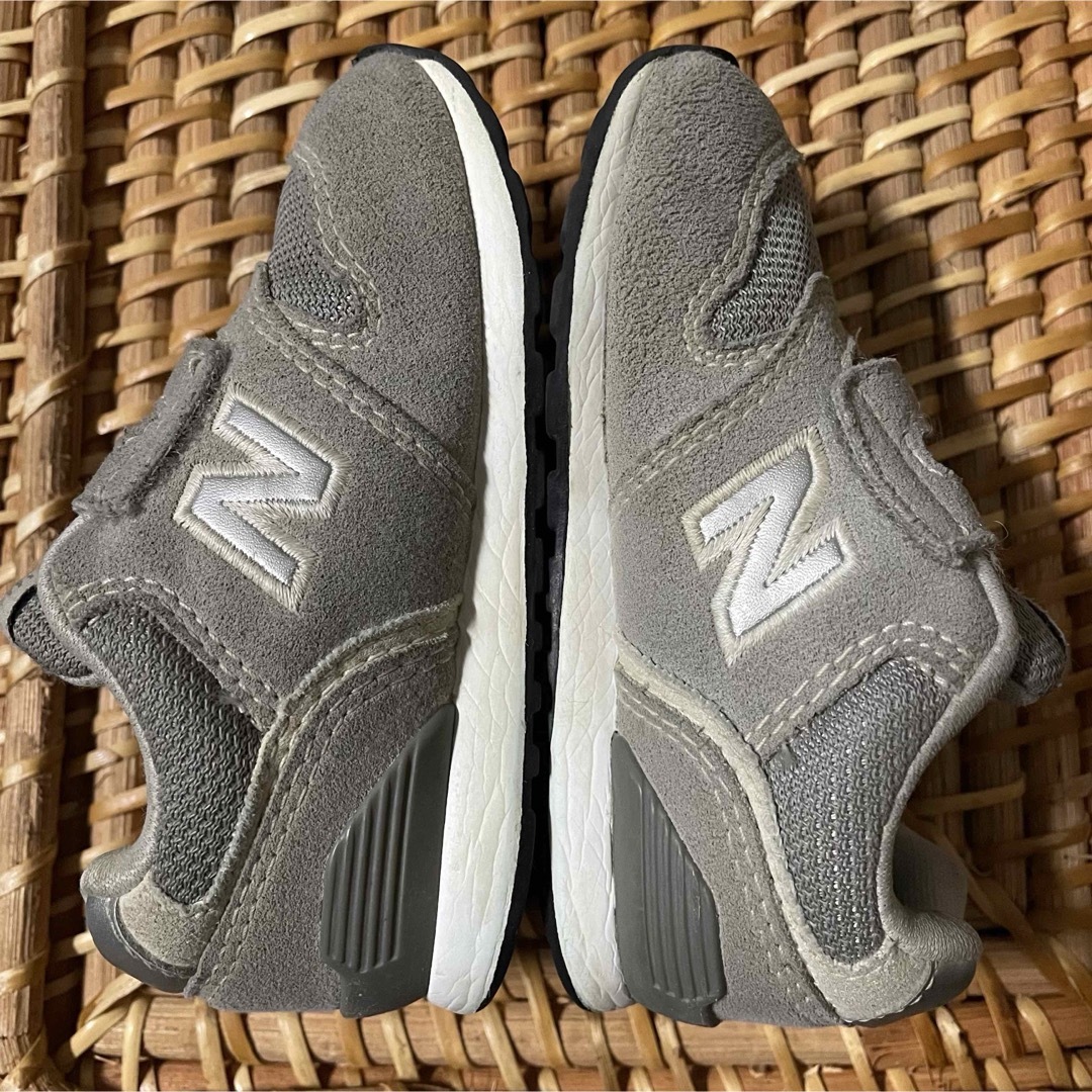 New Balance(ニューバランス)のニューバランス996 13cm グレー キッズ/ベビー/マタニティのベビー靴/シューズ(~14cm)(スニーカー)の商品写真