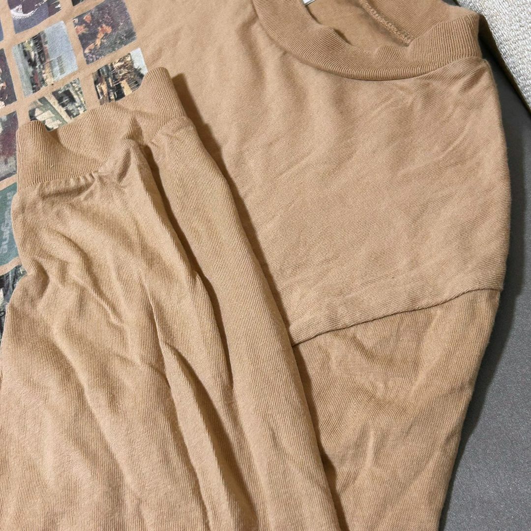moussy(マウジー)のMOUSSY　マウジー　長袖　Tシャツ　カットソー　ベージュ　プリント レディースのトップス(カットソー(長袖/七分))の商品写真