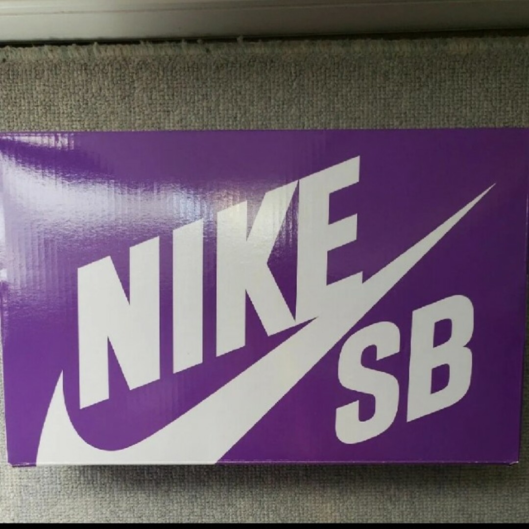 NIKE(ナイキ)の送料込み《未使用》ナイキ SB ダンク  クラシックグリーン 26cm メンズの靴/シューズ(スニーカー)の商品写真