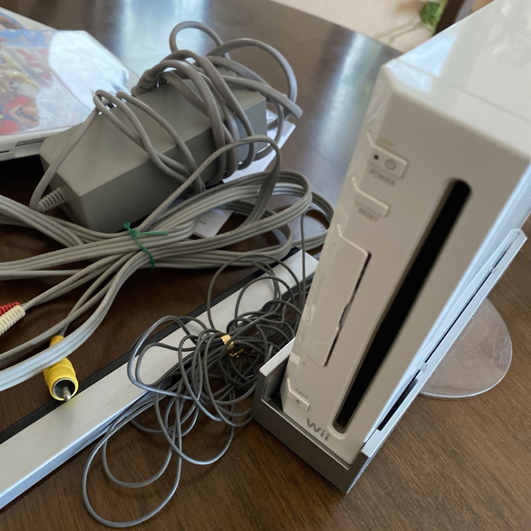 任天堂(ニンテンドウ)のWii おまとめセット エンタメ/ホビーのゲームソフト/ゲーム機本体(家庭用ゲームソフト)の商品写真