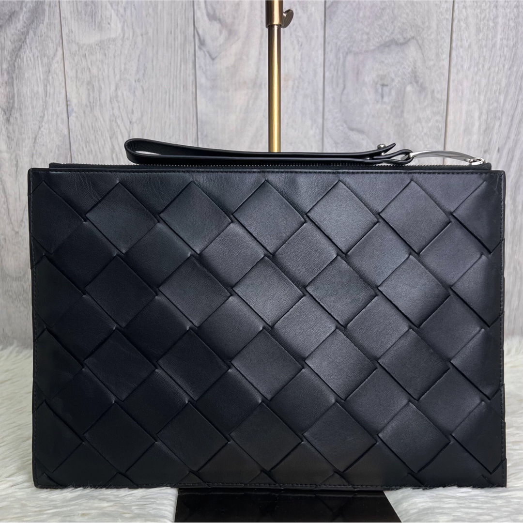 Bottega Veneta(ボッテガヴェネタ)の人気♡美品♡ボッテガヴェネタ カーフレザー イントレチャート クラッチバッグ メンズのバッグ(セカンドバッグ/クラッチバッグ)の商品写真