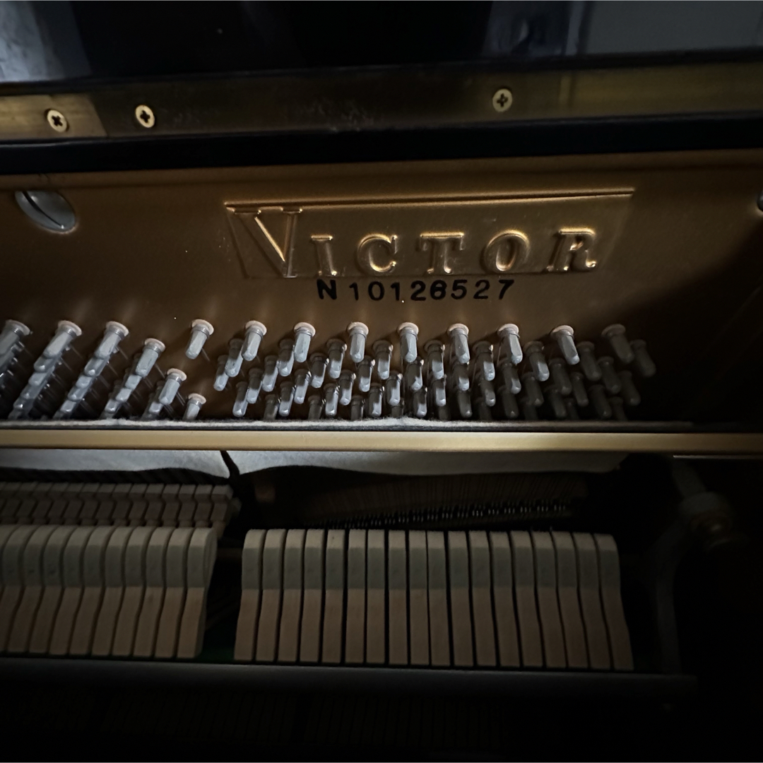 VICTOR ビクター V7 アップライトピアノ VICTOR ビクター V7 アップライトピアノ