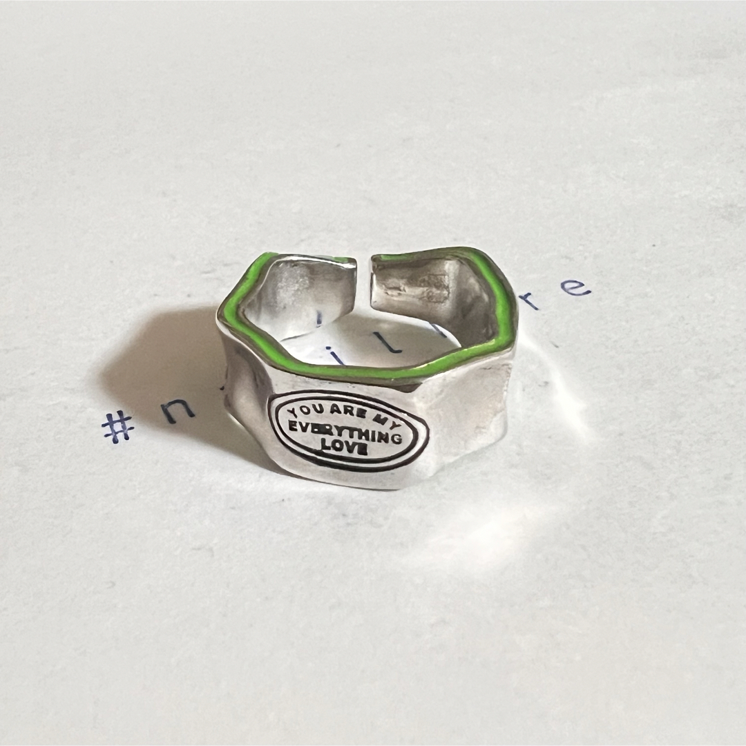 シルバーリング 925 ワイドボリューム 凸凹 文字 バイカラー 韓国 指輪 メンズのアクセサリー(リング(指輪))の商品写真