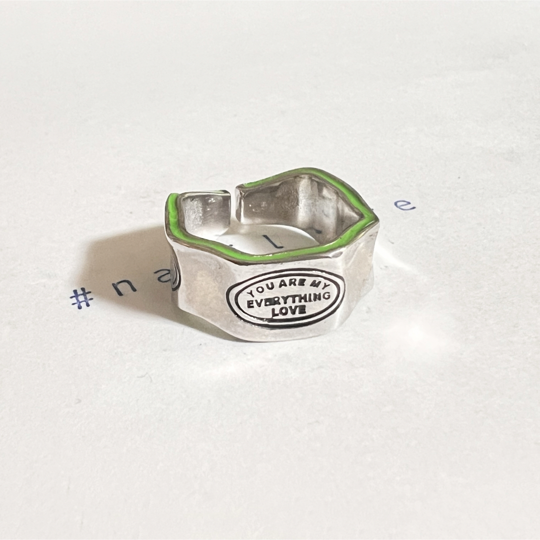シルバーリング 925 ワイドボリューム 凸凹 文字 バイカラー 韓国 指輪 メンズのアクセサリー(リング(指輪))の商品写真