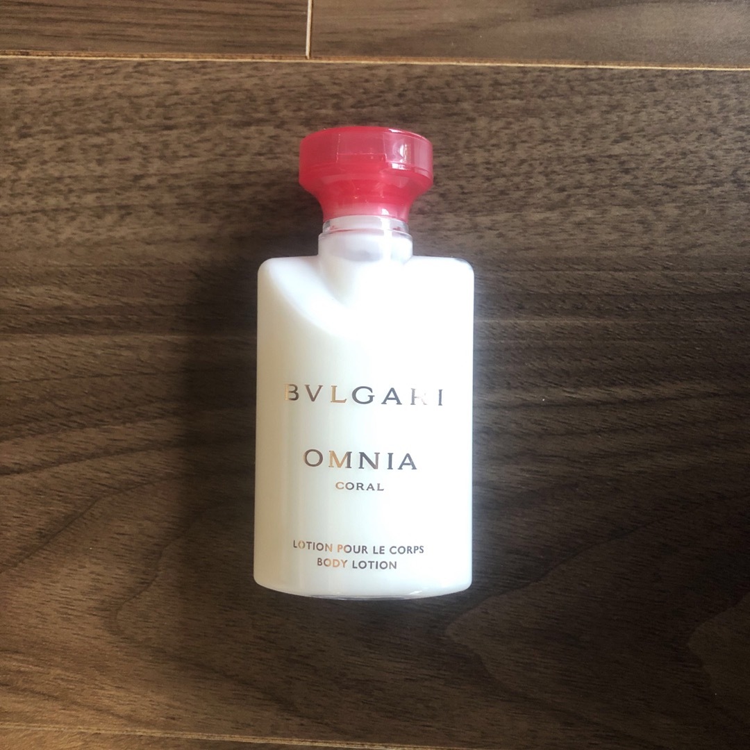 BVLGARI(ブルガリ)のBVLGARI ボディーローション OMNIA CORAL lotion  コスメ/美容のボディケア(ボディローション/ミルク)の商品写真