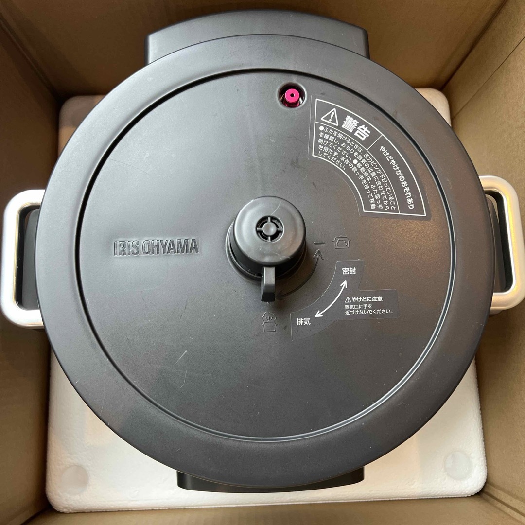 アイリスオーヤマ(アイリスオーヤマ)のアイリスオーヤマ 電気圧力鍋 4.0L ブラック KPC-MA4-B スマホ/家電/カメラの調理家電(調理機器)の商品写真