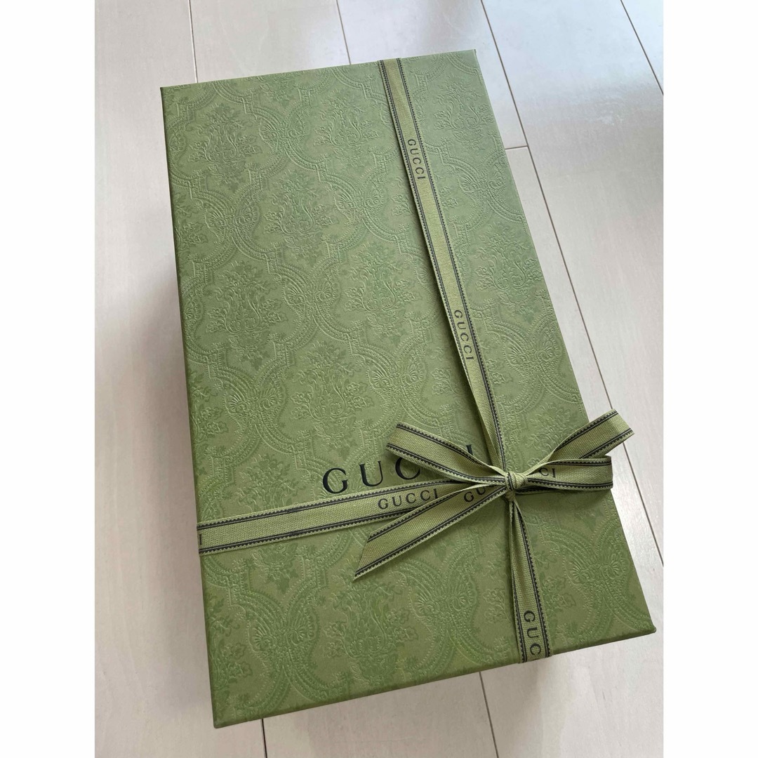 Gucci(グッチ)の【新品未使用】Gucciグラフィティ プリントスニーカー  レディースの靴/シューズ(スニーカー)の商品写真