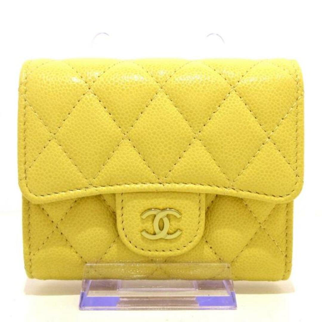 CHANEL(シャネル)のCHANEL(シャネル) 3つ折り財布美品  マトラッセ AP0229 B10583 NQ387 イエロー ゴールド金具 キャビアスキン レディースのファッション小物(財布)の商品写真