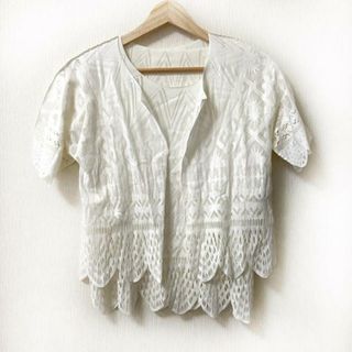 プリーツプリーズイッセイミヤケ(PLEATS PLEASE ISSEY MIYAKE)のPLEATS PLEASE(プリーツプリーズ) アンサンブル レディース - 白 ポリエステル、ナイロン(アンサンブル)