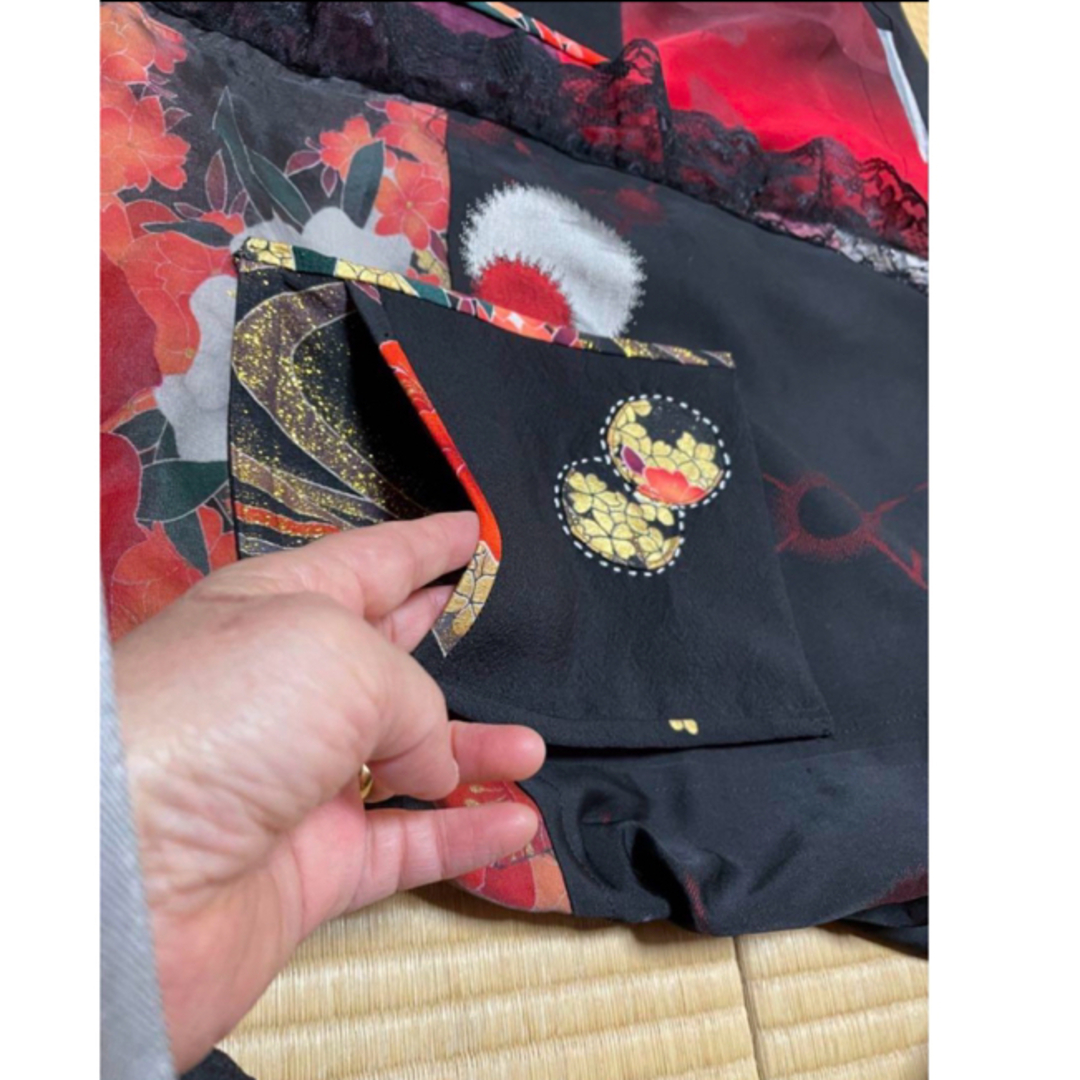 着物リメイク　すごく素敵✨正絹コーディガン　ポケットandフリル付き レディースのトップス(カーディガン)の商品写真