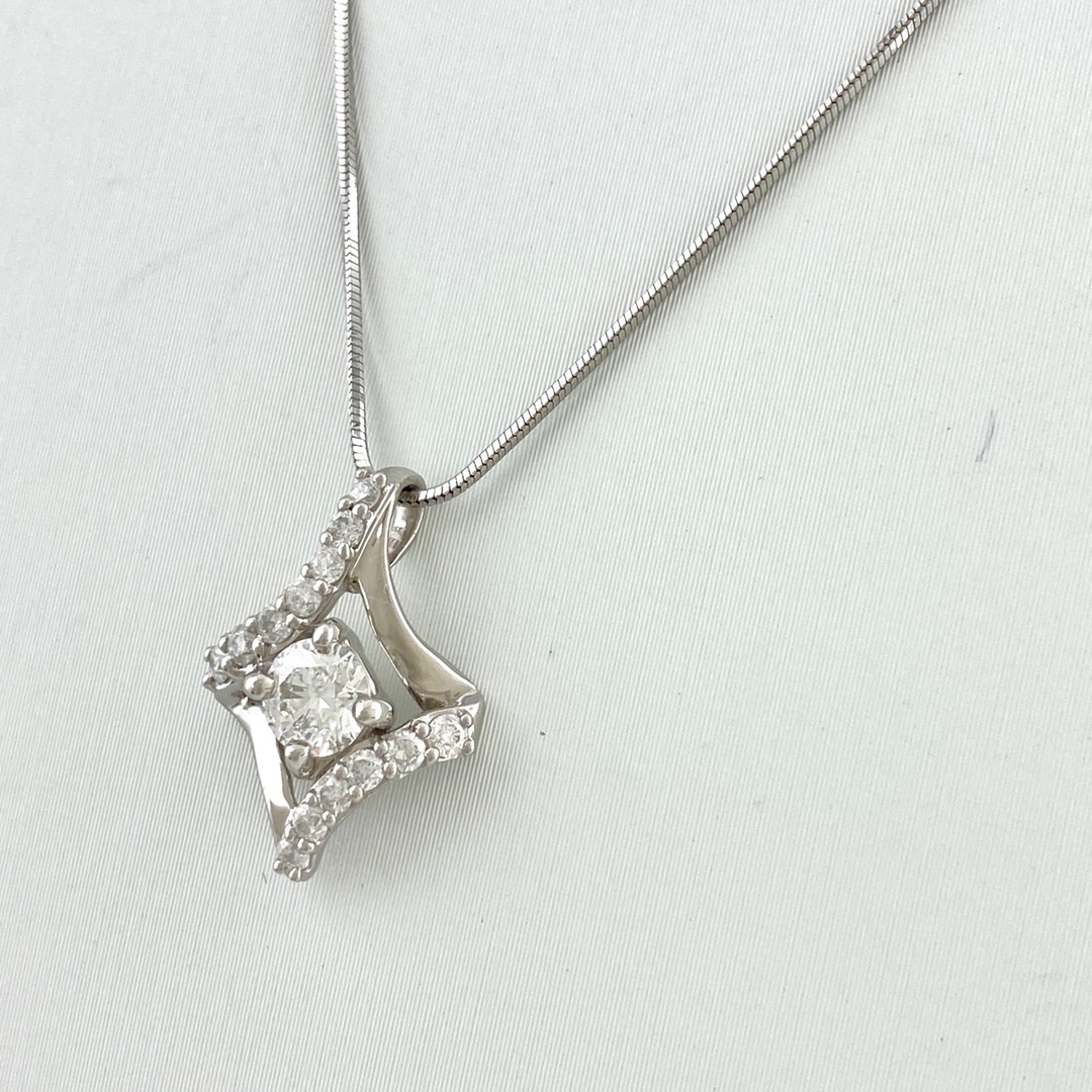 ダイヤモンド デザインネックレス Pt850 【中古】の通販 by バイセル ダイヤモンド デザインネックレス Pt850 【中古】の通販 by バイセル