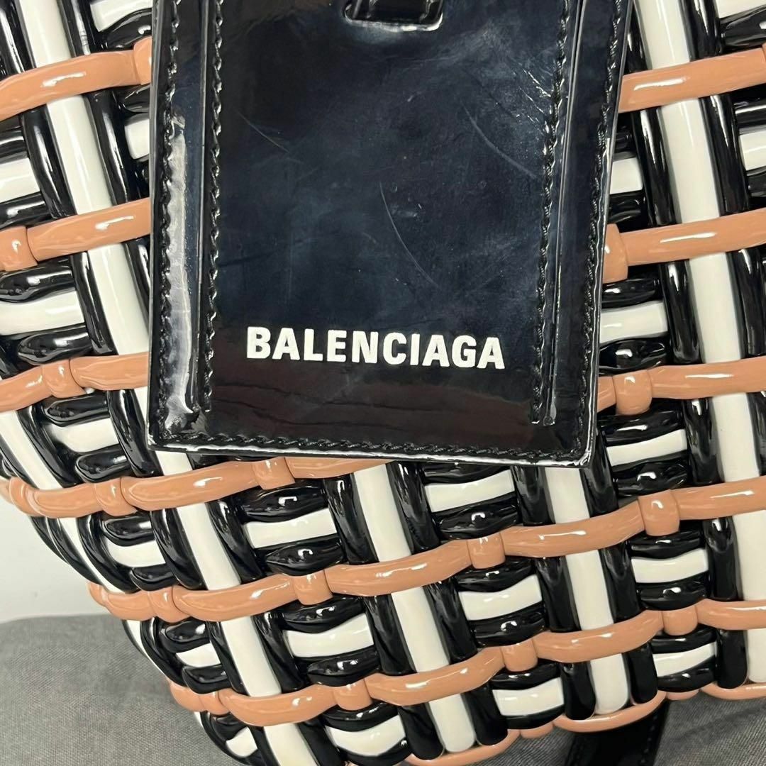 Balenciaga(バレンシアガ)の【美品】バレンシアガ　BISTRO xs 日本限定カラーバスケット　トートバッグ レディースのバッグ(トートバッグ)の商品写真