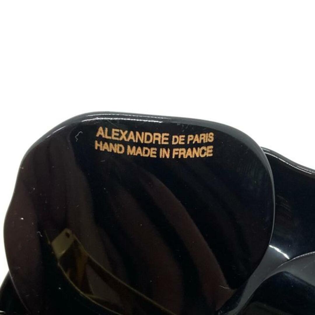 Alexandre de Paris(アレクサンドルドゥパリ)のALEXANDRE de PARIS(アレクサンドル ドゥ パリ) バレッタ美品  - プラスチック 黒×白 フラワー(花)/ラインストーン レディースのヘアアクセサリー(バレッタ/ヘアクリップ)の商品写真