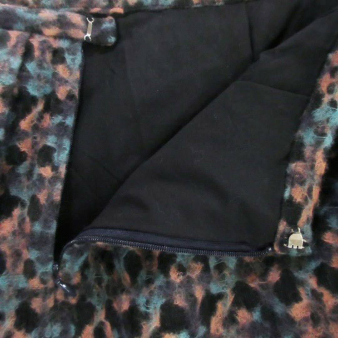 STUNNING LURE(スタニングルアー)のスタニングルアー ミニスカート ウール 総柄 36 緑 桃 210701AH3A レディースのスカート(ミニスカート)の商品写真