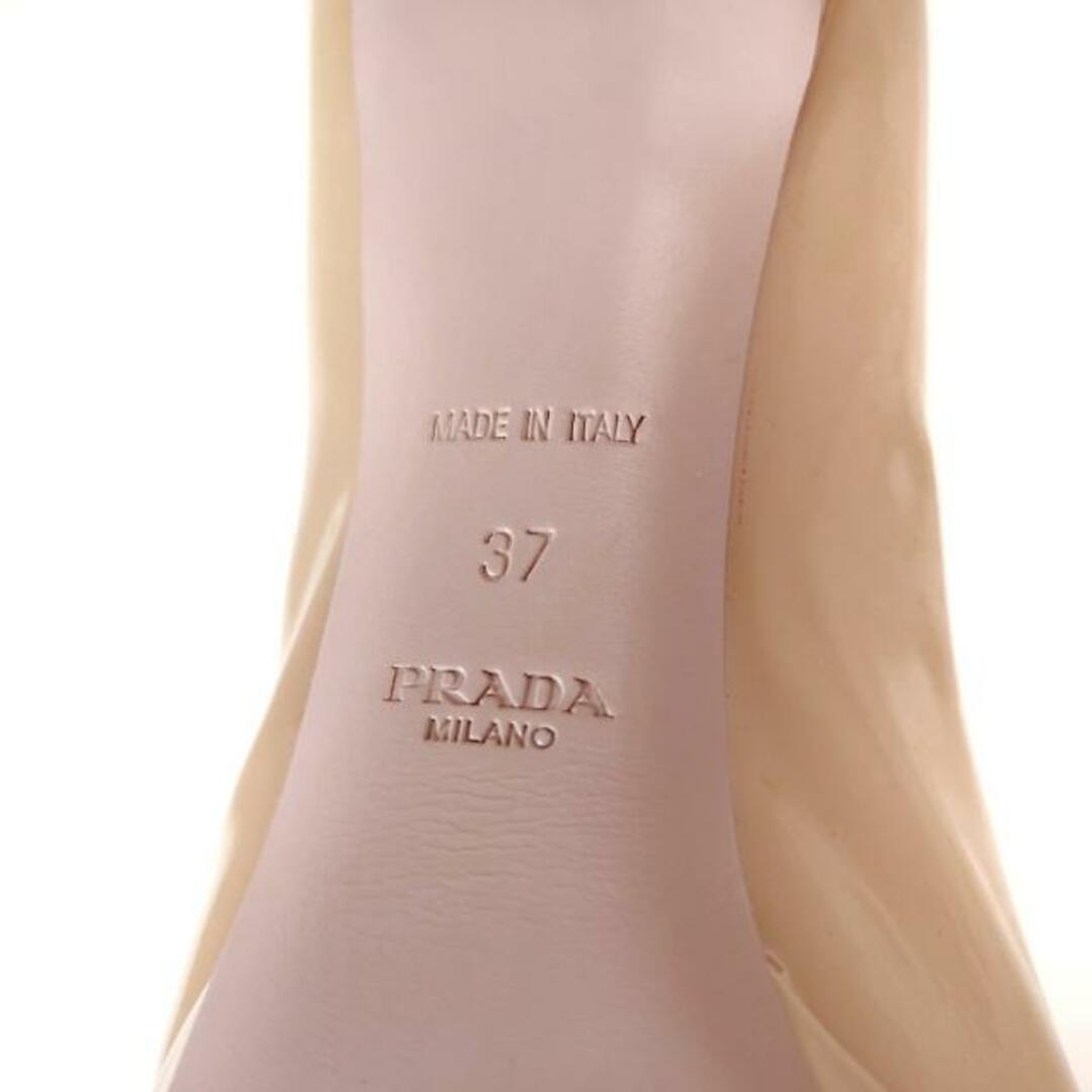 PRADA(プラダ)のPRADA(プラダ) パンプス 37 レディース - ベージュ オープントゥ エナメル（レザー） レディースの靴/シューズ(ハイヒール/パンプス)の商品写真