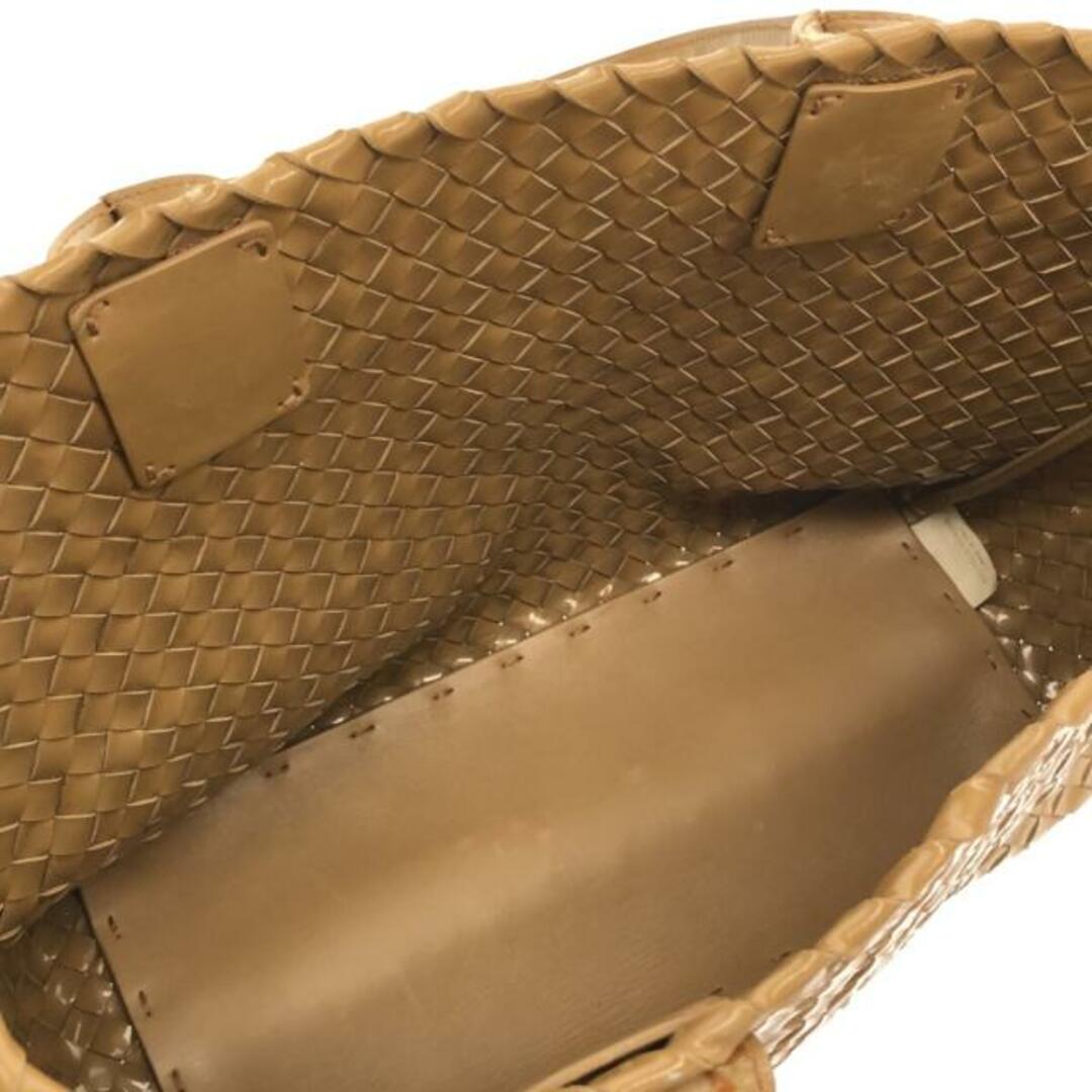 Bottega Veneta(ボッテガヴェネタ)のBOTTEGA VENETA(ボッテガヴェネタ) トートバッグ カバPM 141498 ライトブラウン エナメル（レザー） レディースのバッグ(トートバッグ)の商品写真