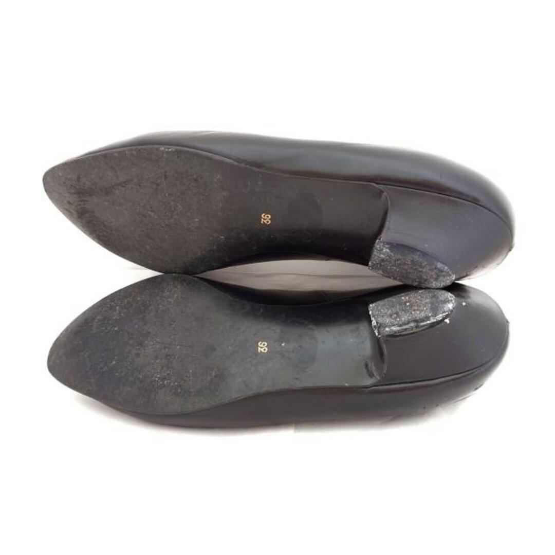 Saint Laurent(サンローラン)のYvesSaintLaurent(イヴサンローラン) パンプス 36 レディース - 黒 レザー レディースの靴/シューズ(ハイヒール/パンプス)の商品写真