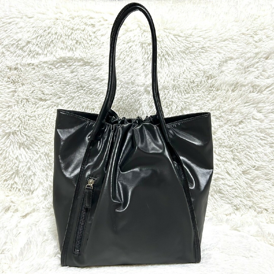 PELLE BORSA(ペレボルサ)の美品　ペレボルサ　チアーズ　4649 トートバッグ　ショルダーバッグ　ブラック レディースのバッグ(トートバッグ)の商品写真