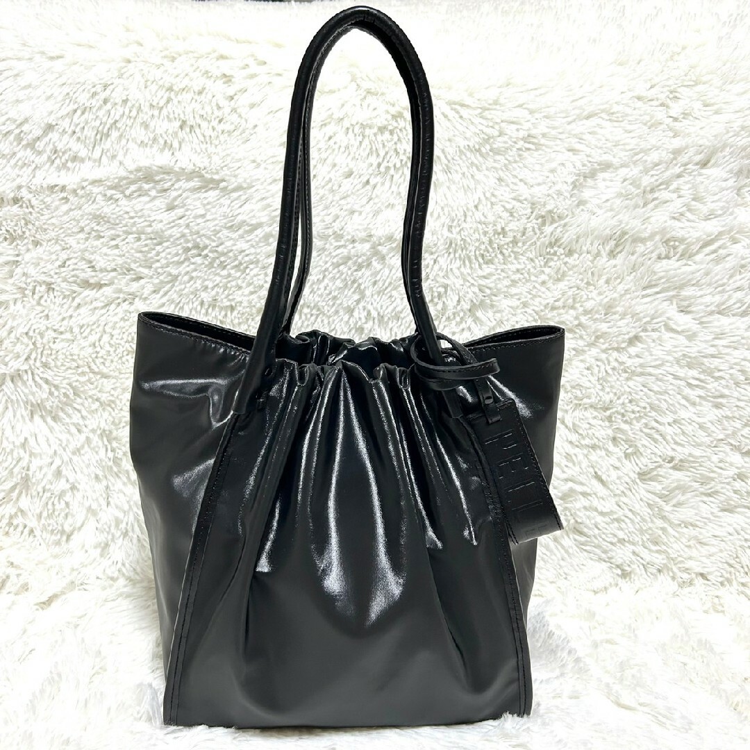 PELLE BORSA(ペレボルサ)の美品　ペレボルサ　チアーズ　4649 トートバッグ　ショルダーバッグ　ブラック レディースのバッグ(トートバッグ)の商品写真