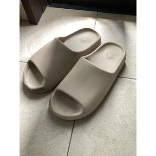 アディダス(adidas)のadidas YEEZY Slide サンダル(サンダル)