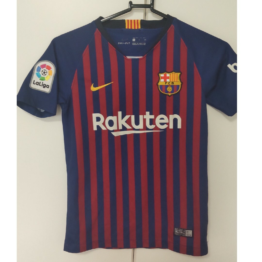 バルセロナ　バルサ　ユニフォーム　130　キッズ　ナイキ　Nike スポーツ/アウトドアのサッカー/フットサル(ウェア)の商品写真